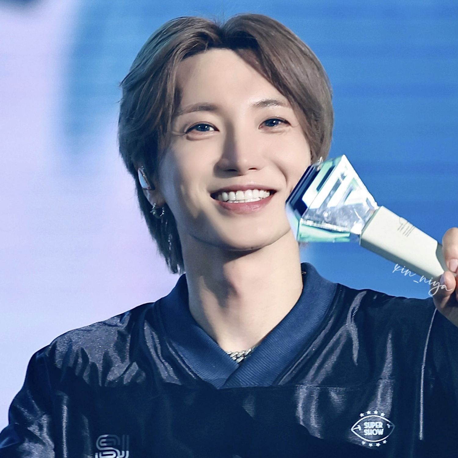 A moment captured by Leeteuk (Super Junior)'s fan