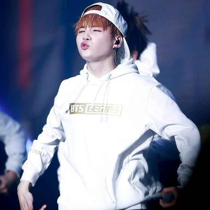 A moment captured by SUGA (BTS)'s fan