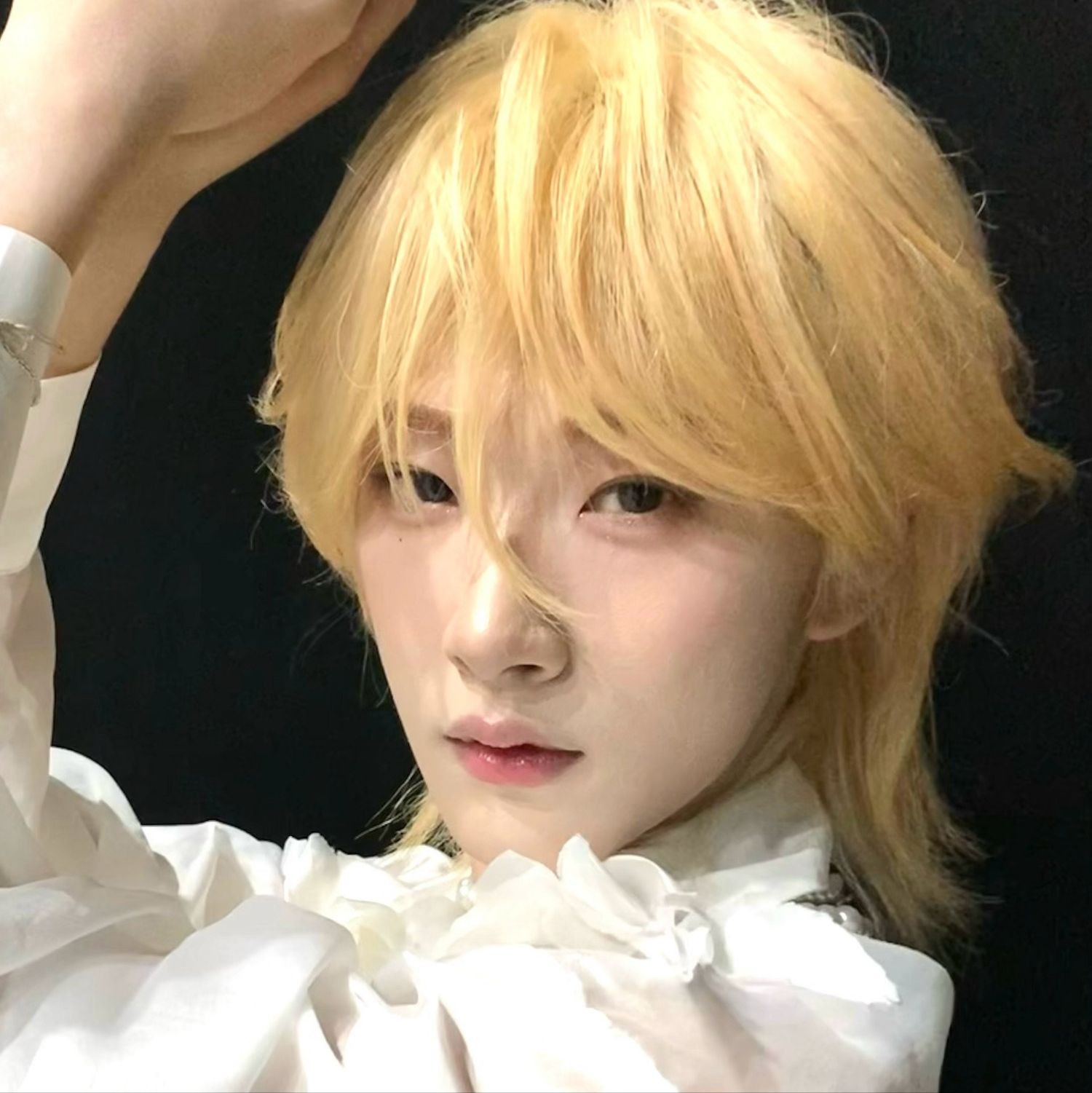 A moment captured by Hu Yetao (NexT1DE)'s fan