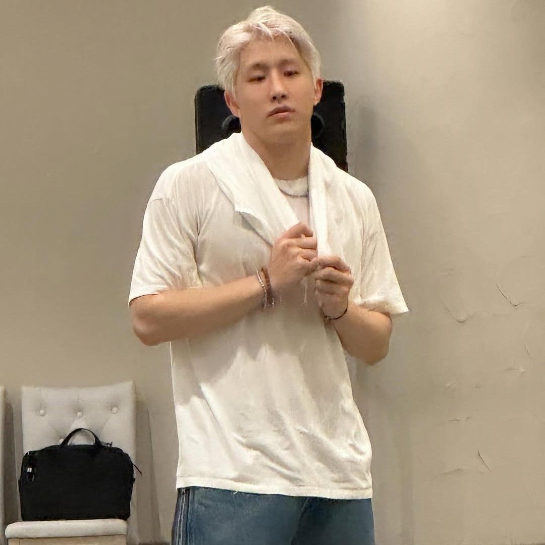 A moment captured by Jinjin (ASTRO)'s fan