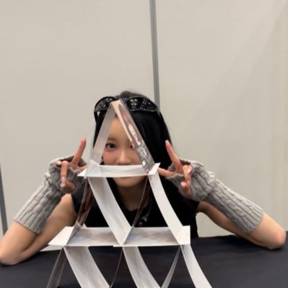 Behind-the-scenes cut of Sakurai Miu (ME:I)