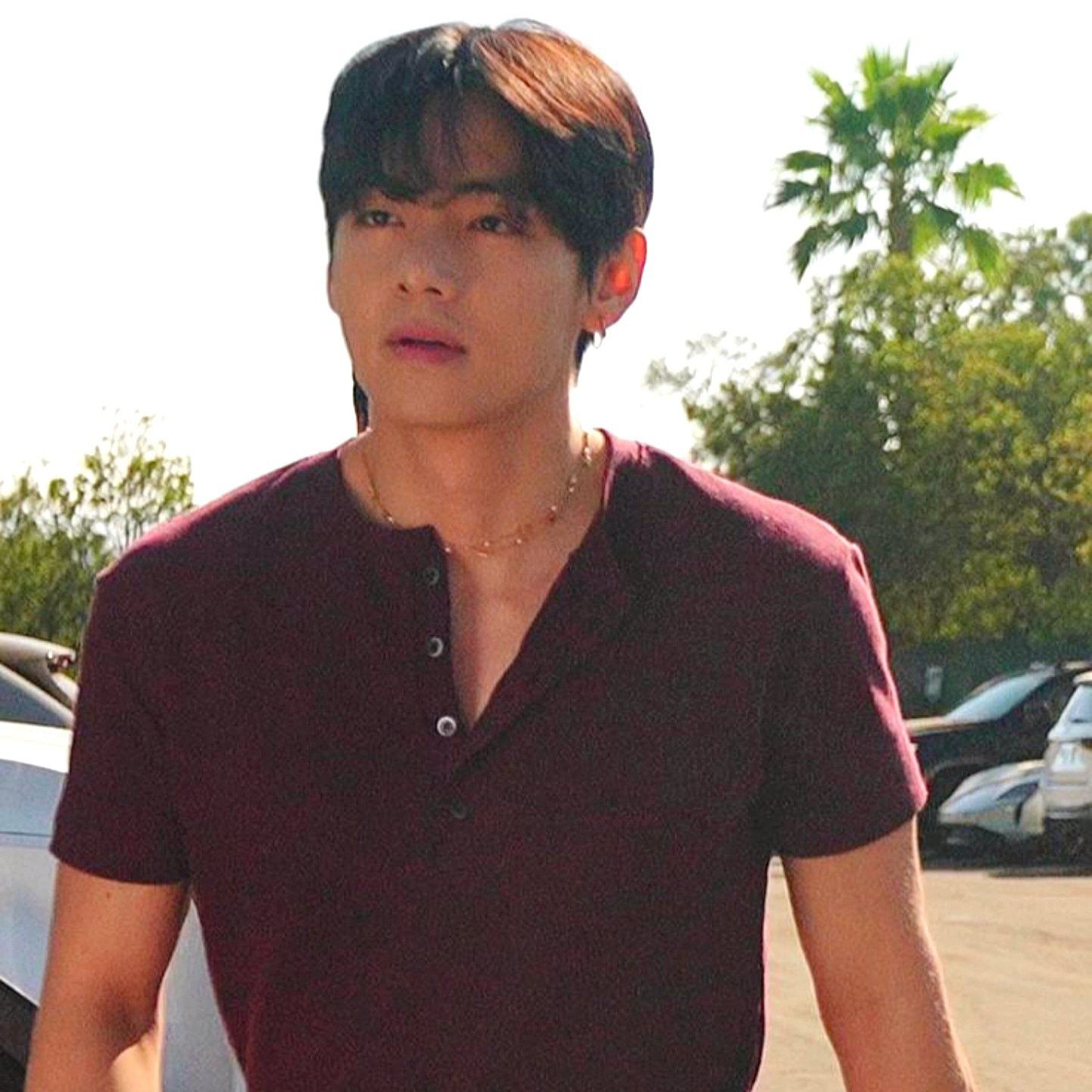 Foto terbaru V (BTS)