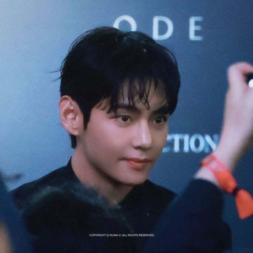 Recent activity shot of V (BTS)