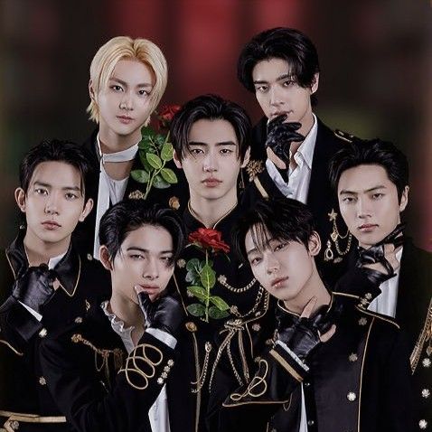 ENHYPEN的最新照片