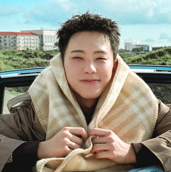 Latest photo of Hoshi (SEVENTEEN)