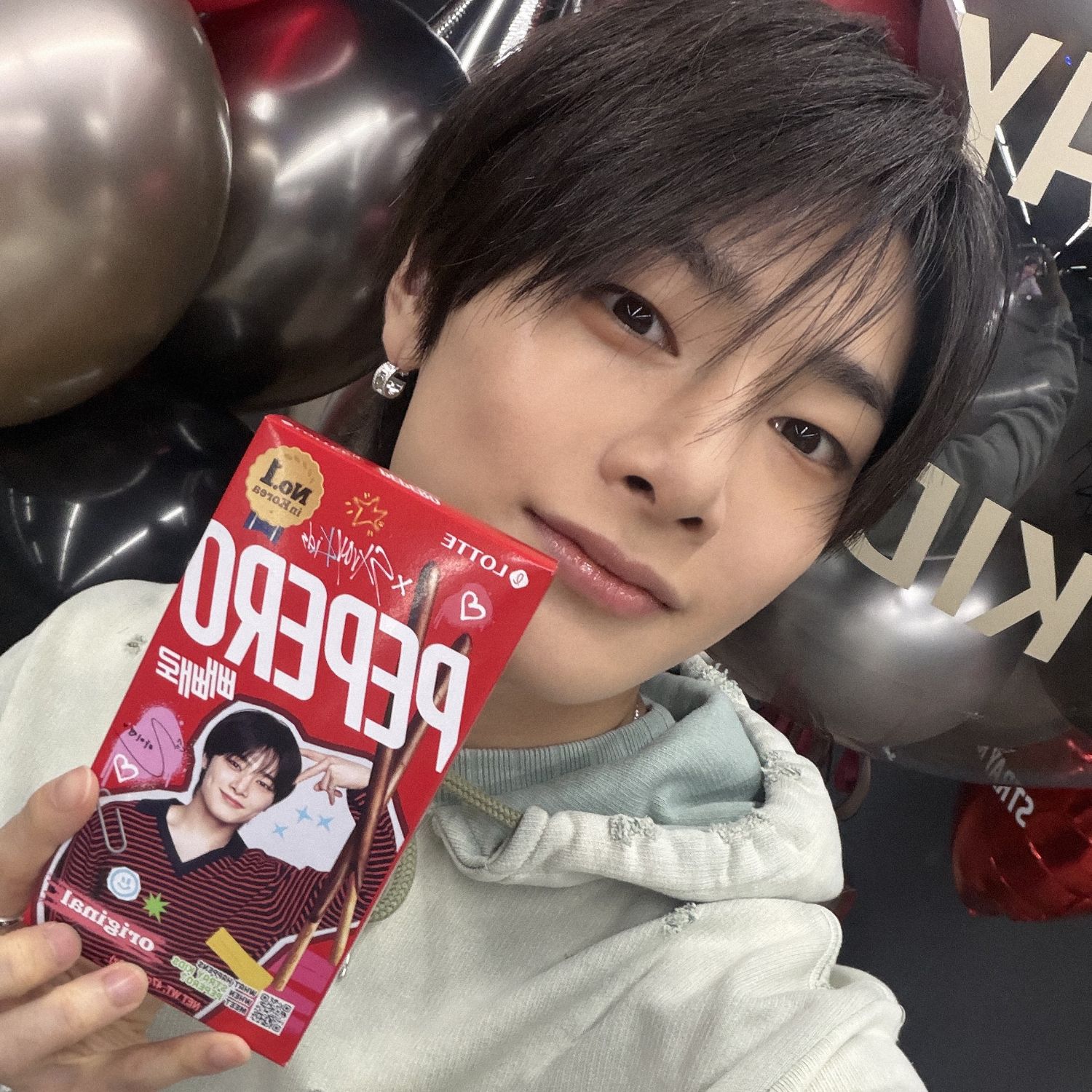 Behind-the-scenes cut of I.N (Stray Kids)