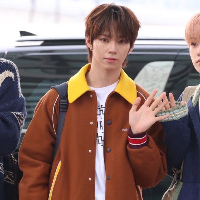 JL (AHOF)的最新照片