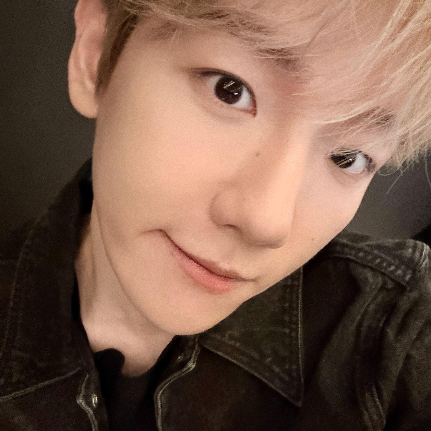 백현 (EXO) 최근 활동샷