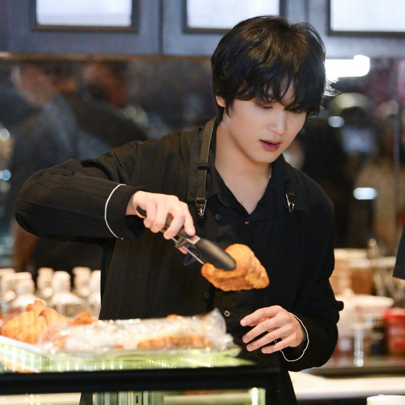 Behind-the-scenes cut of Haechan (NCT 127, NCT DREAM)