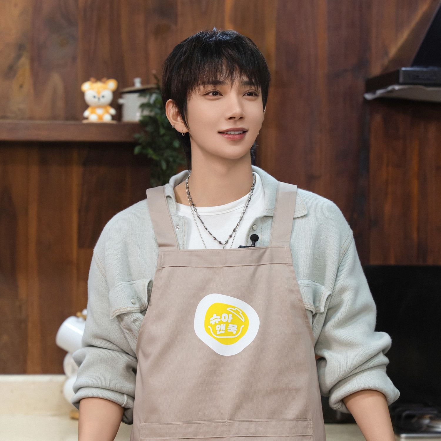 Latest photo of Joshua (SEVENTEEN)