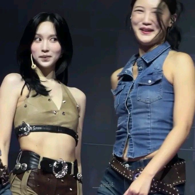 TWICE의 최신 사진