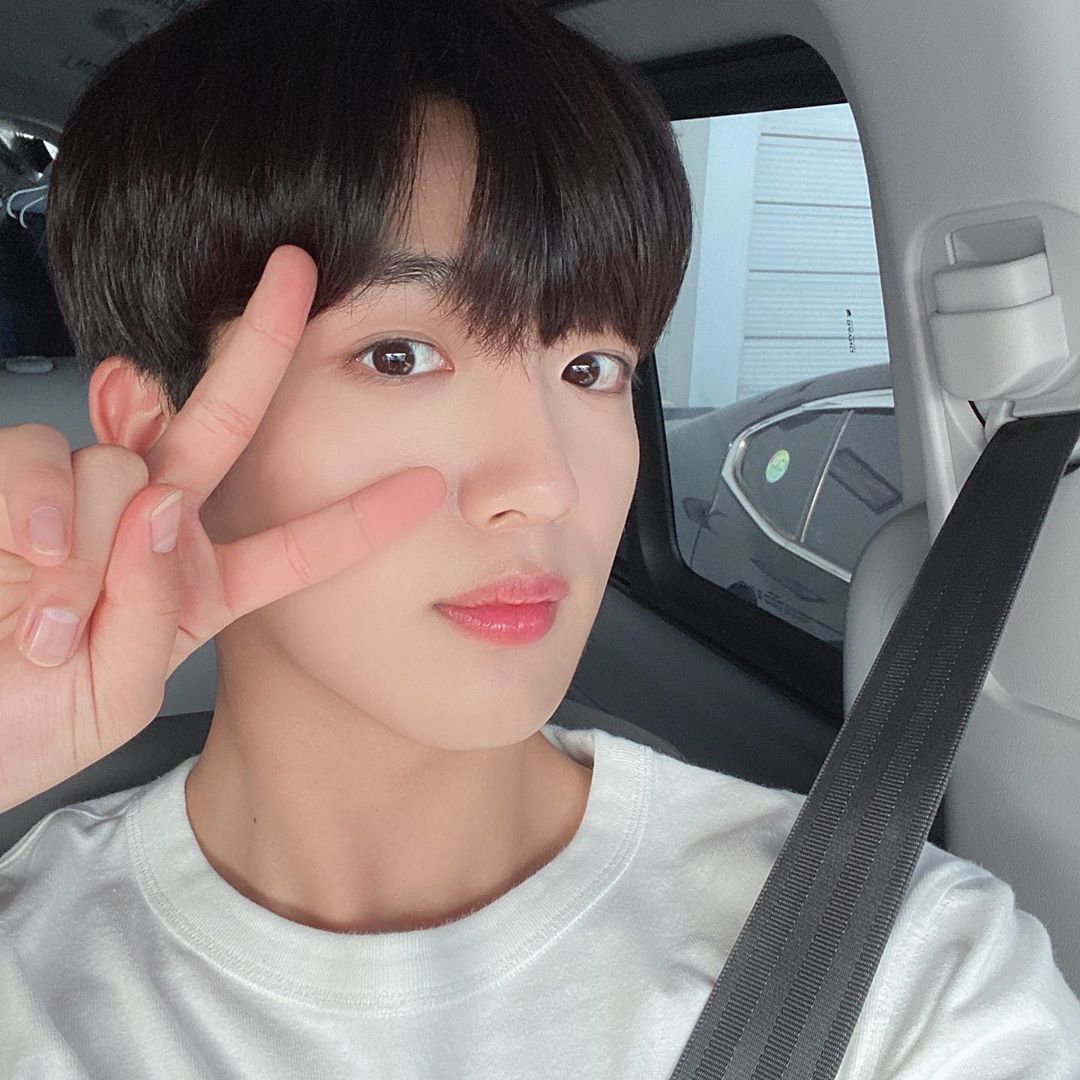 Recent activity shot of Kim Yohan (WEi)