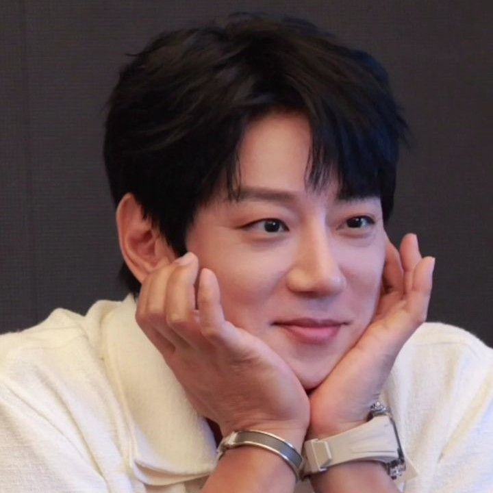 A moment captured by Hwang Chiyeol's fan