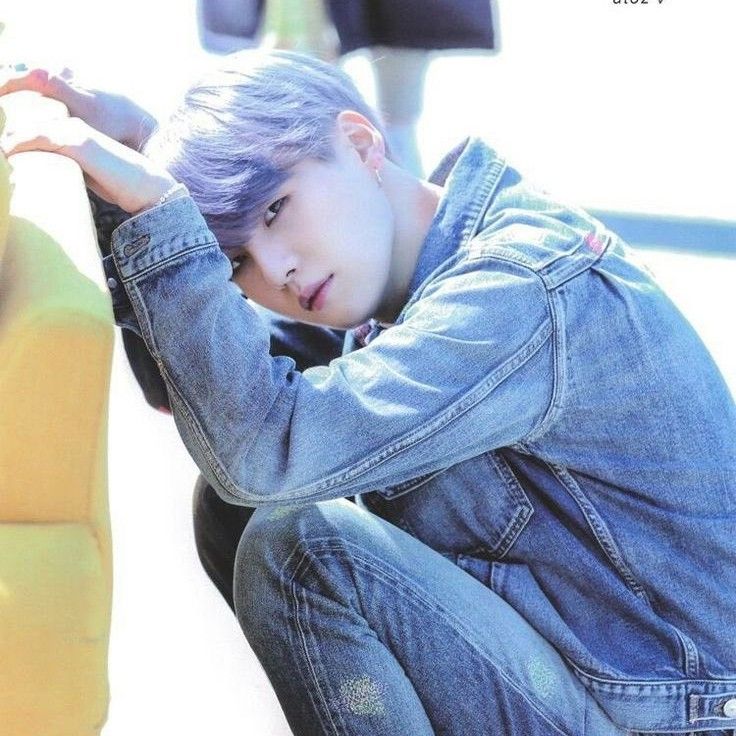 Behind-the-scenes cut of SUGA (BTS)