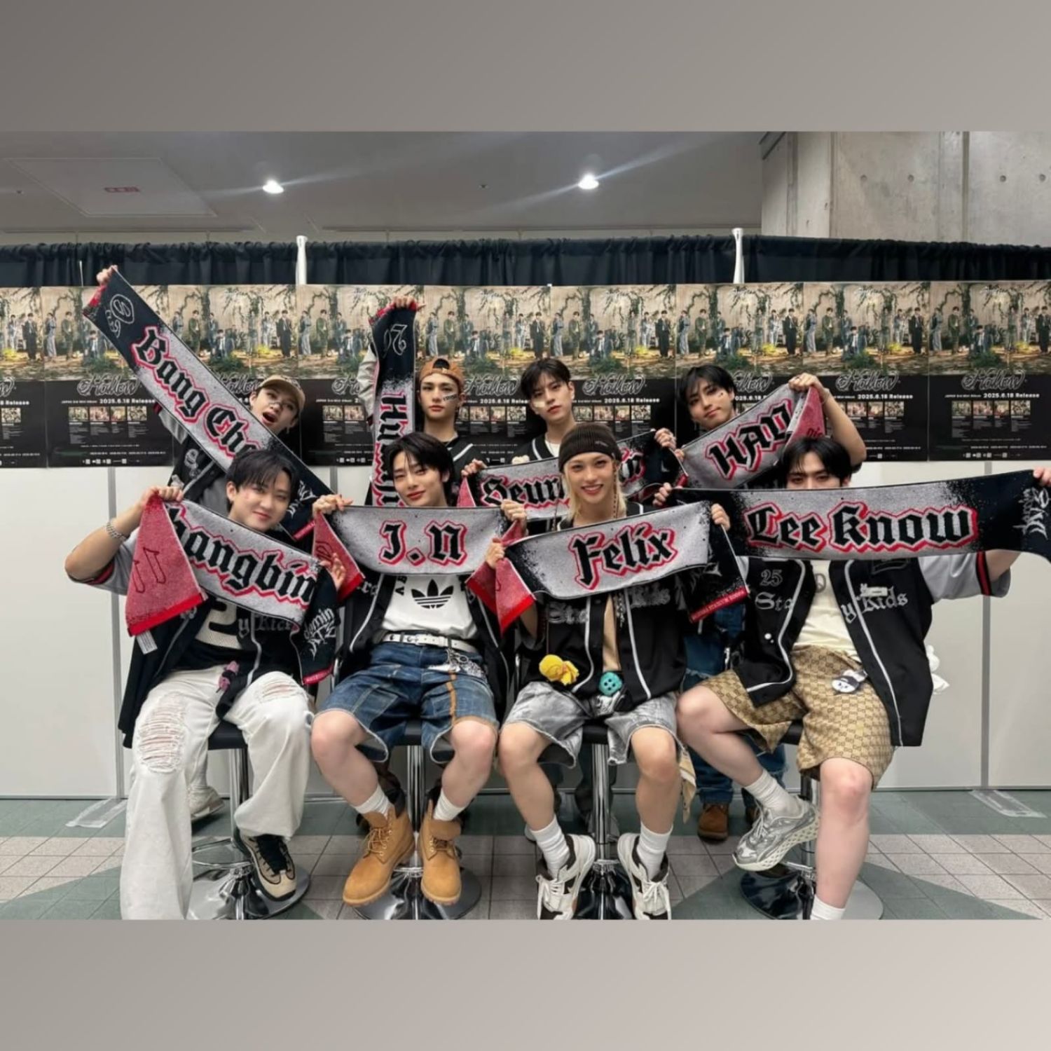 Behind-the-scenes cut of Stray Kids