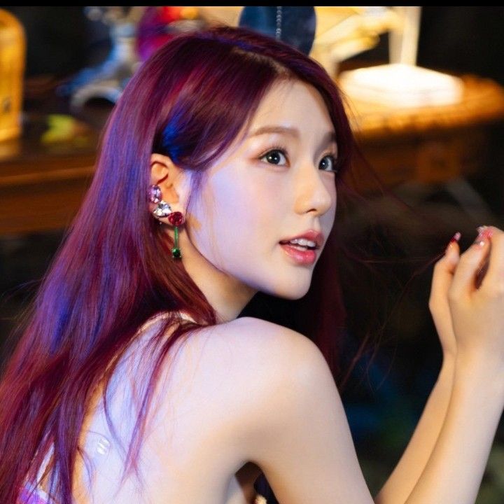 Latest photo of SECRET NUMBER