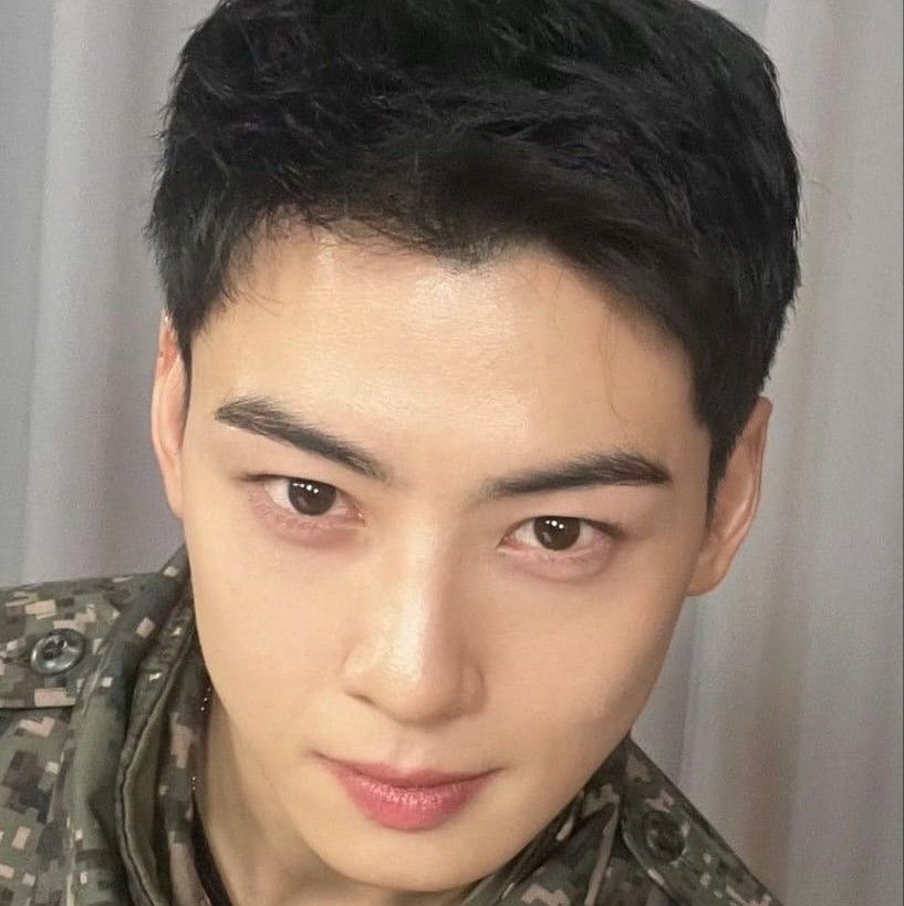 Recent activity shot of Eunwoo (ASTRO)