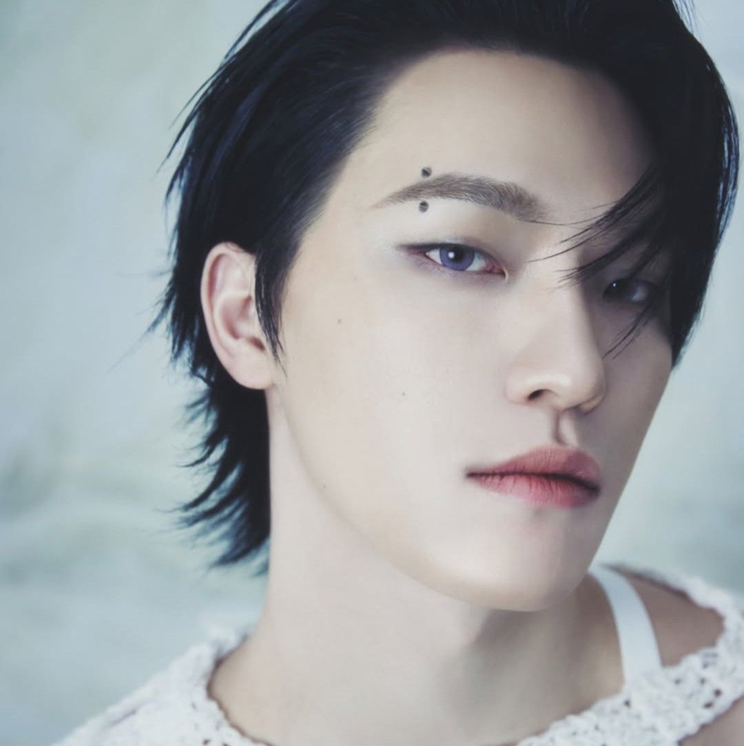 Behind-the-scenes cut of Dino (SEVENTEEN)