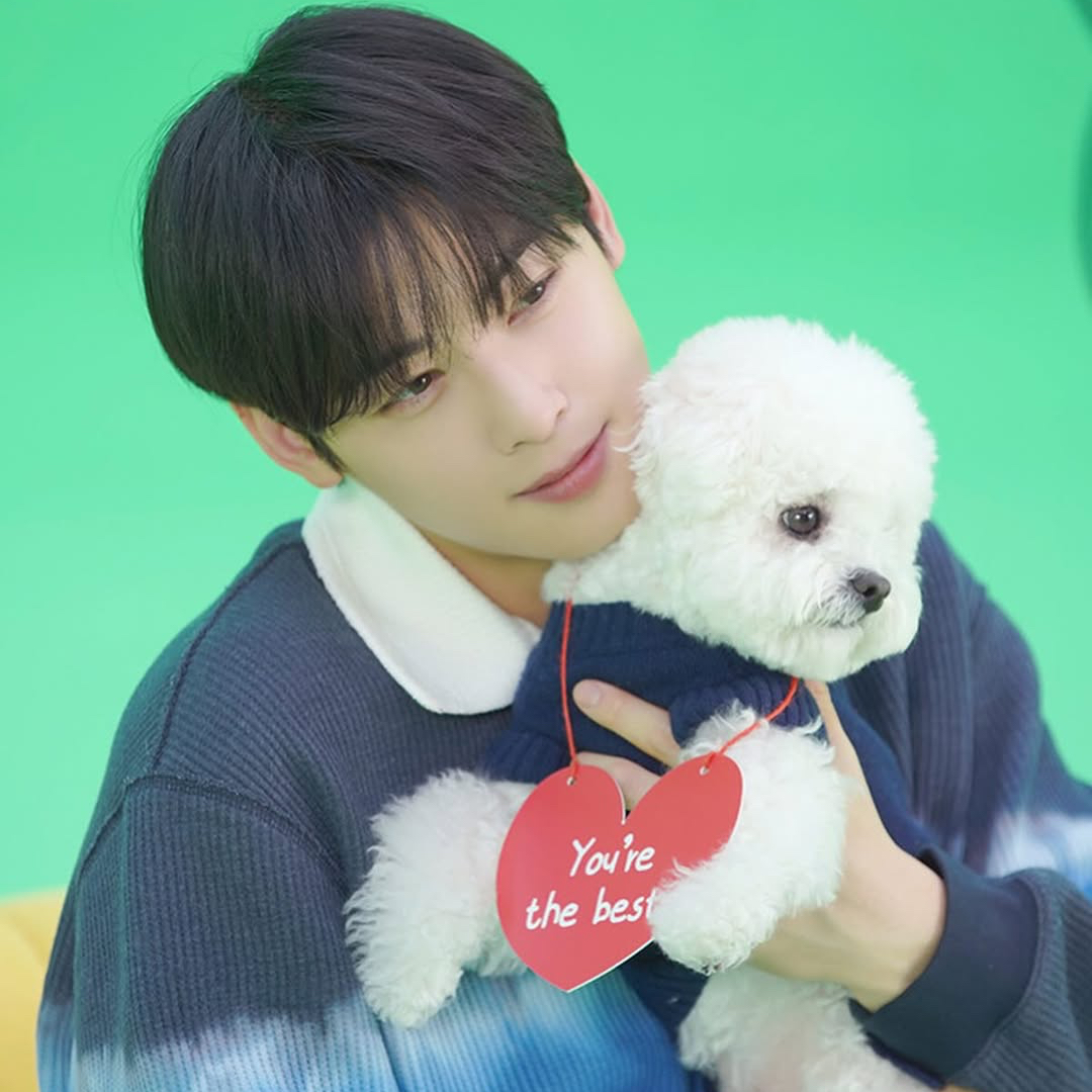 Latest photo of Eunwoo (ASTRO)