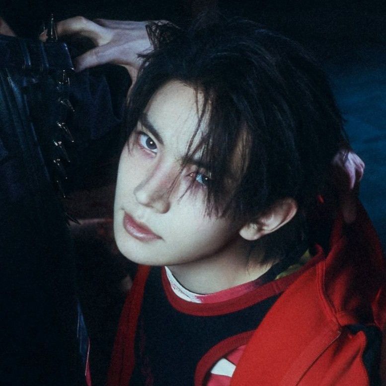Behind-the-scenes cut of Heeseung (ENHYPEN)