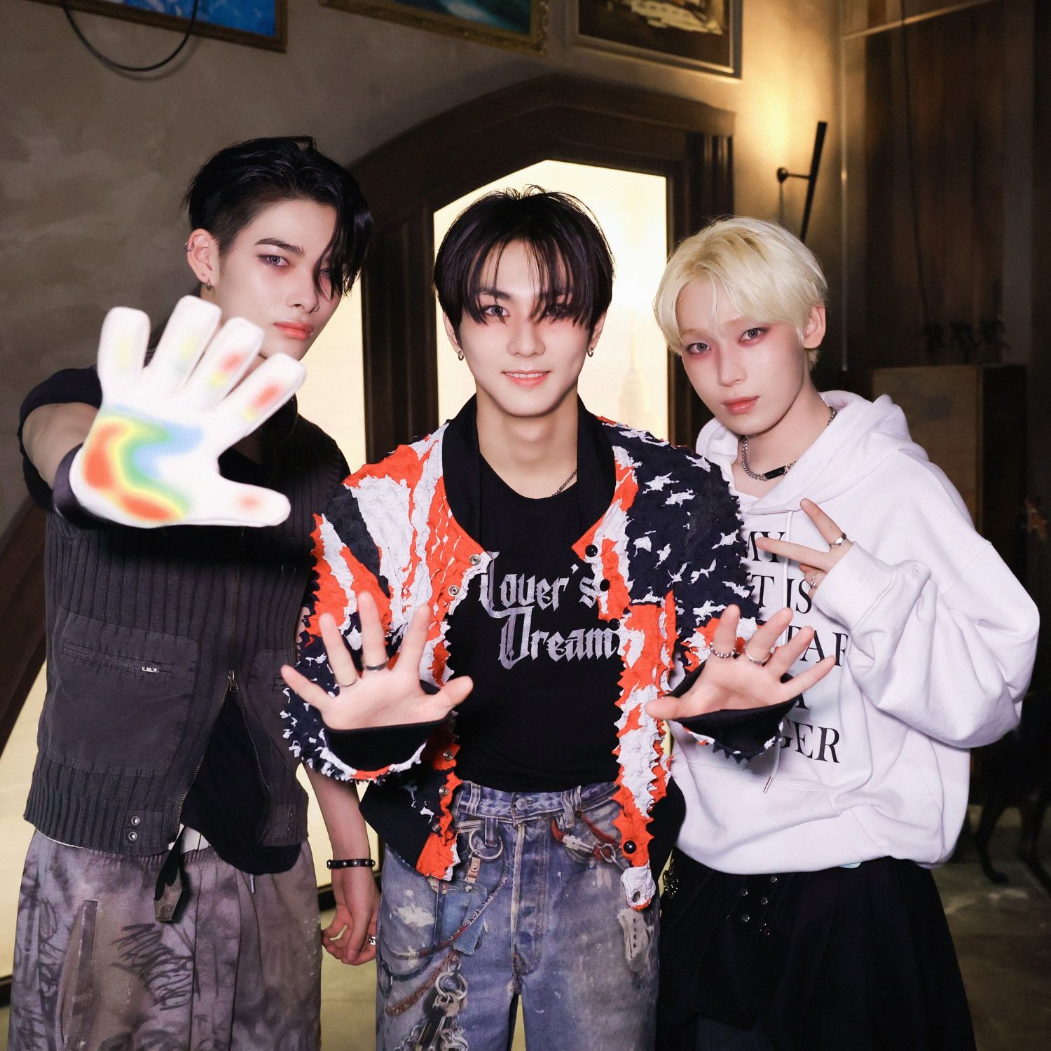 Foto aktivitas terbaru ENHYPEN