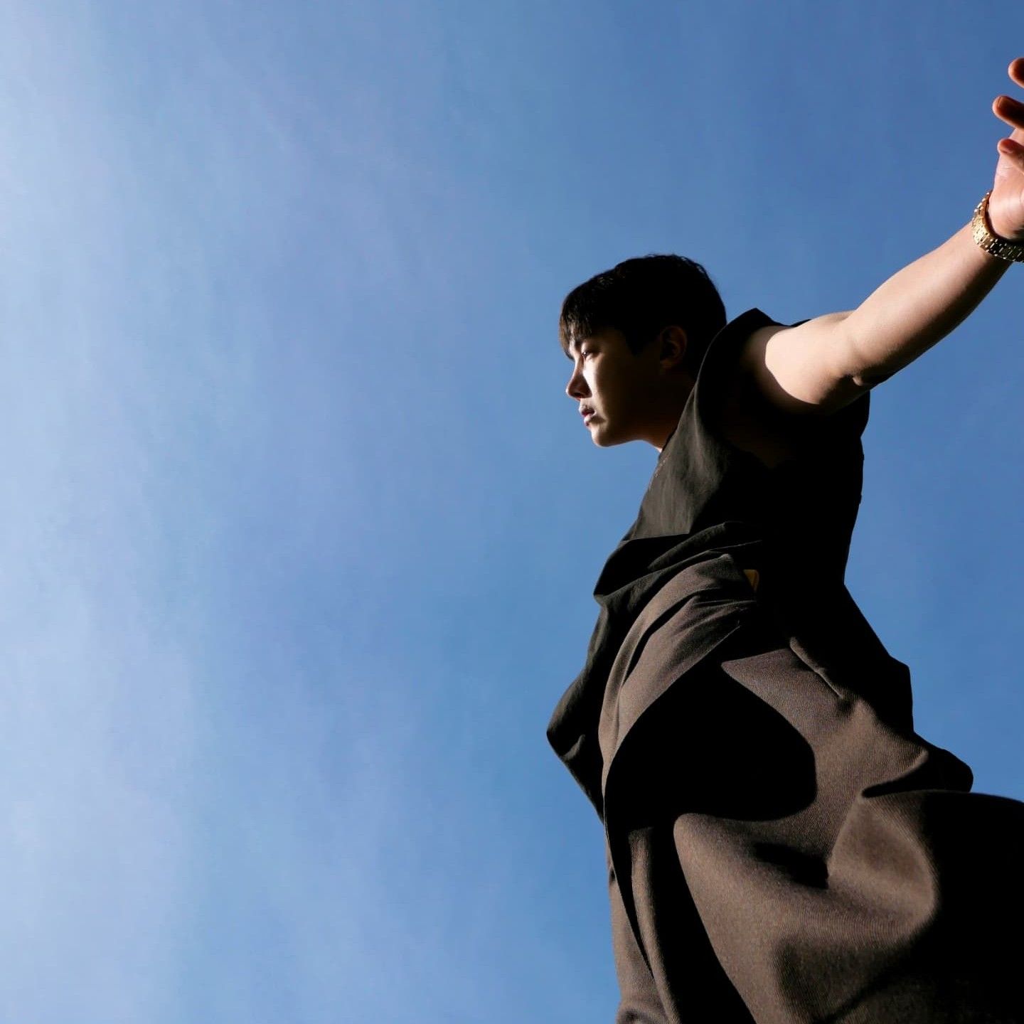 Foto terbaru j-hope (BTS)