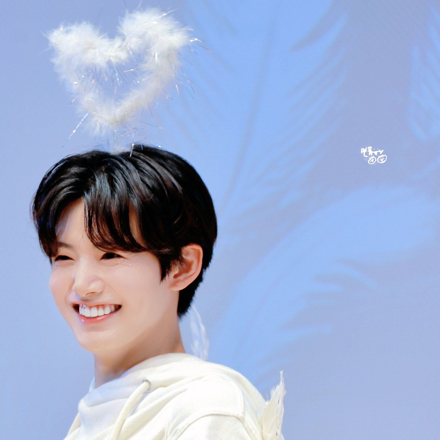 Behind-the-scenes cut of Junkyu (TREASURE)
