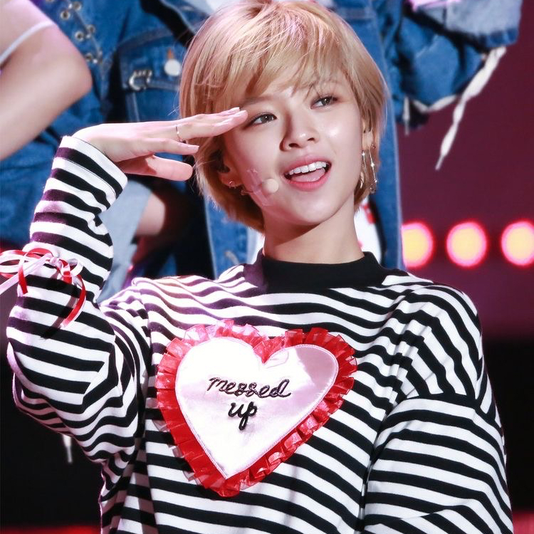 定延 (TWICE)的最新照片