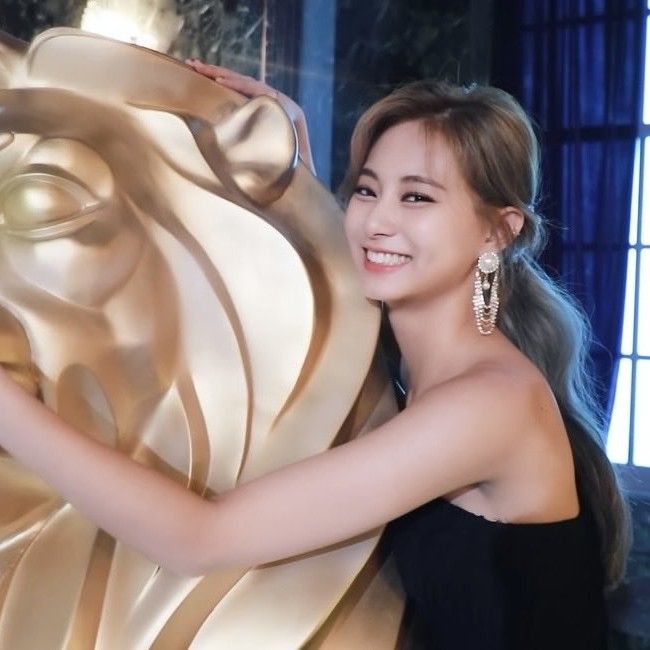 子瑜 (TWICE)的最新照片