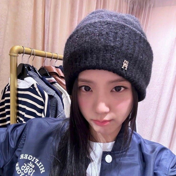 A moment captured by Jisoo (BLACKPINK)'s fan