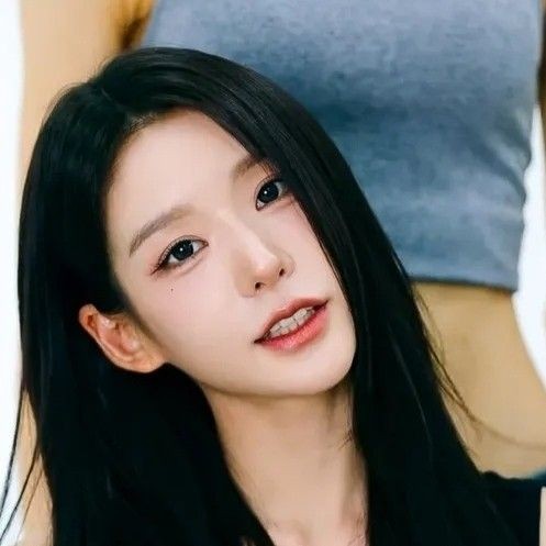 Shining profile picture of SECRET NUMBER on today's Choeaedol