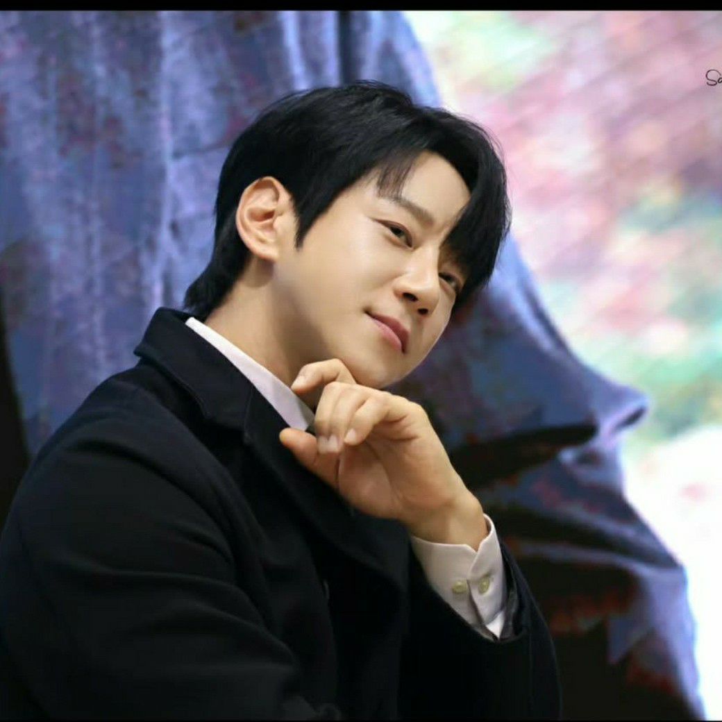 A moment captured by Hwang Chiyeol's fan