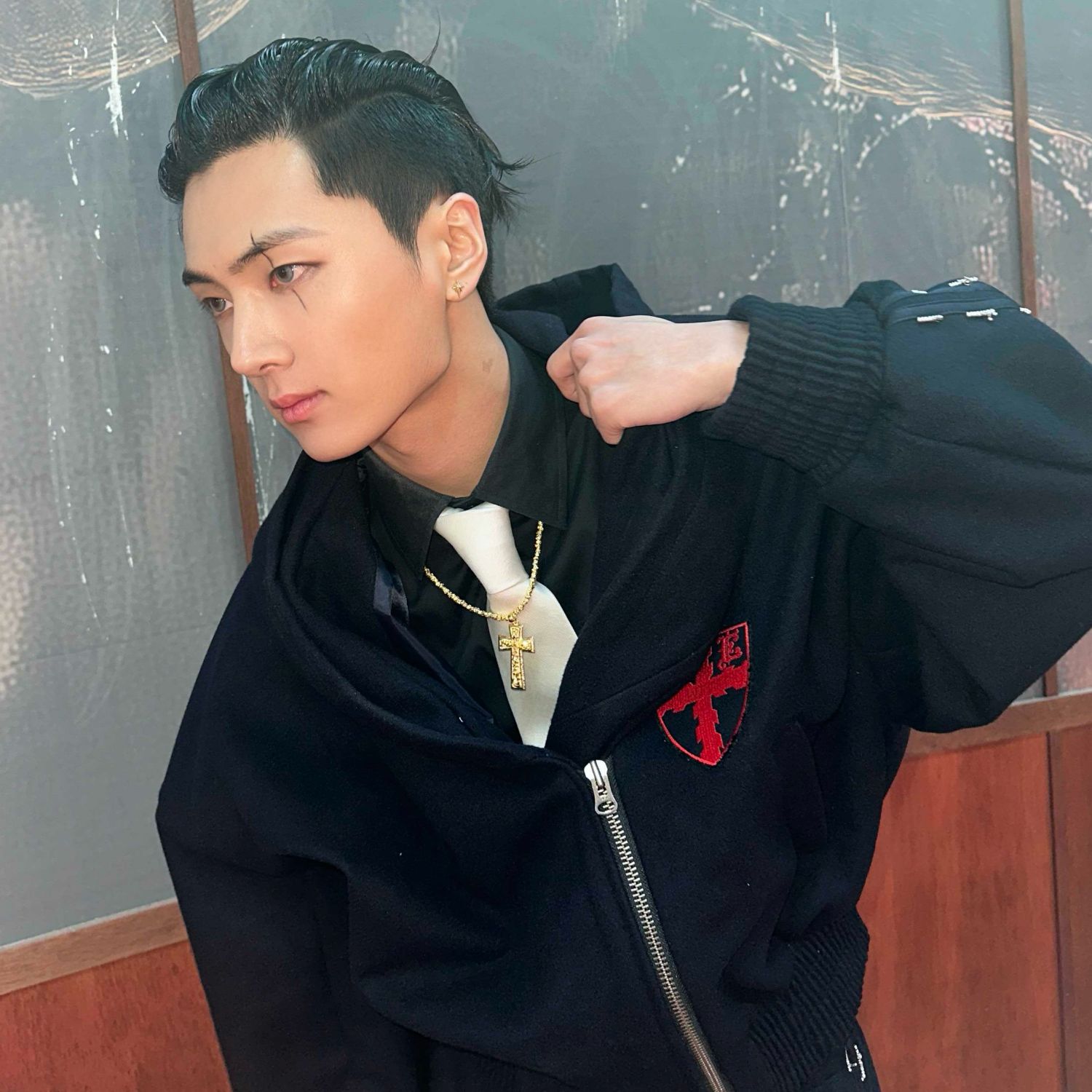 Latest photo of Jay (ENHYPEN)