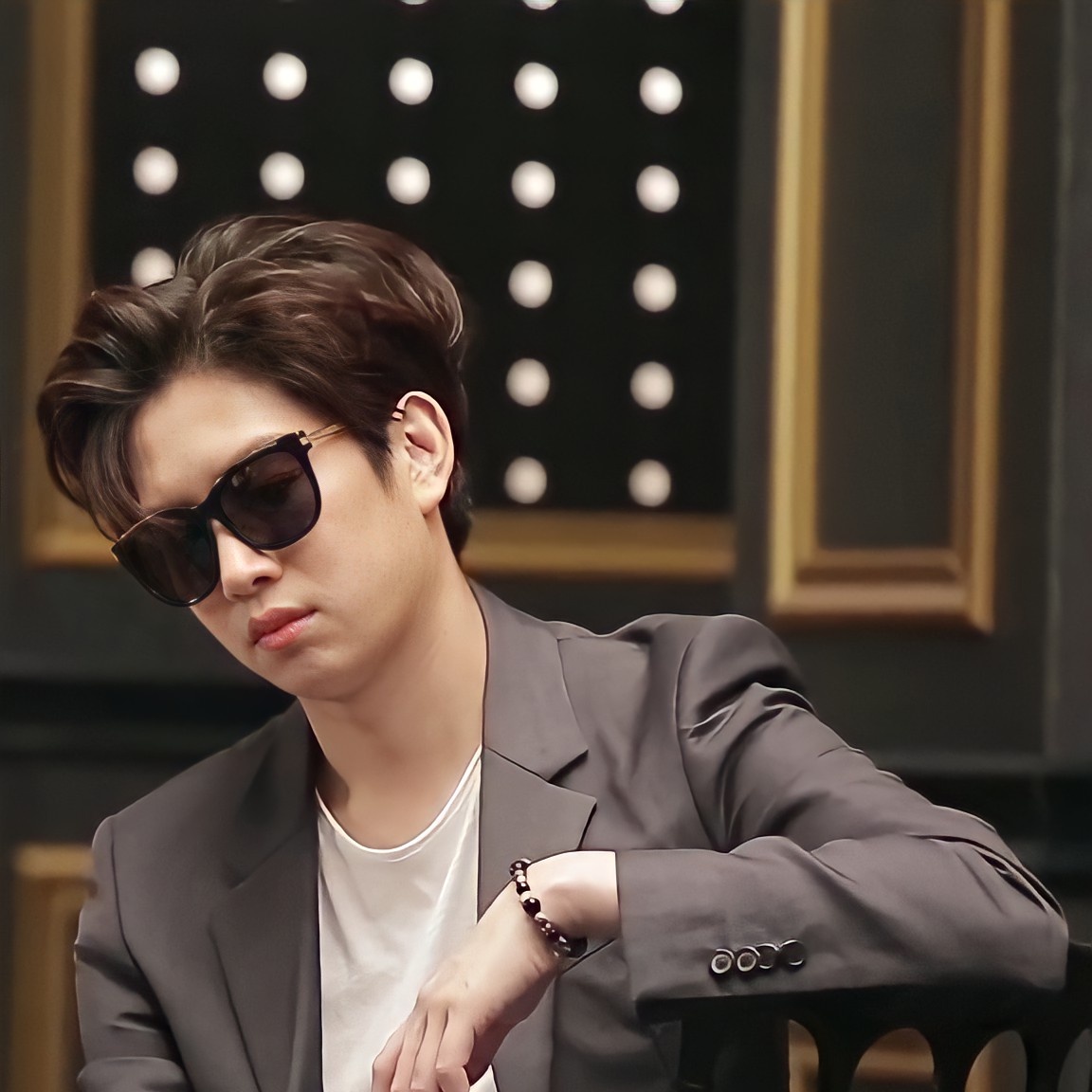 Latest photo of Heechul (Super Junior)