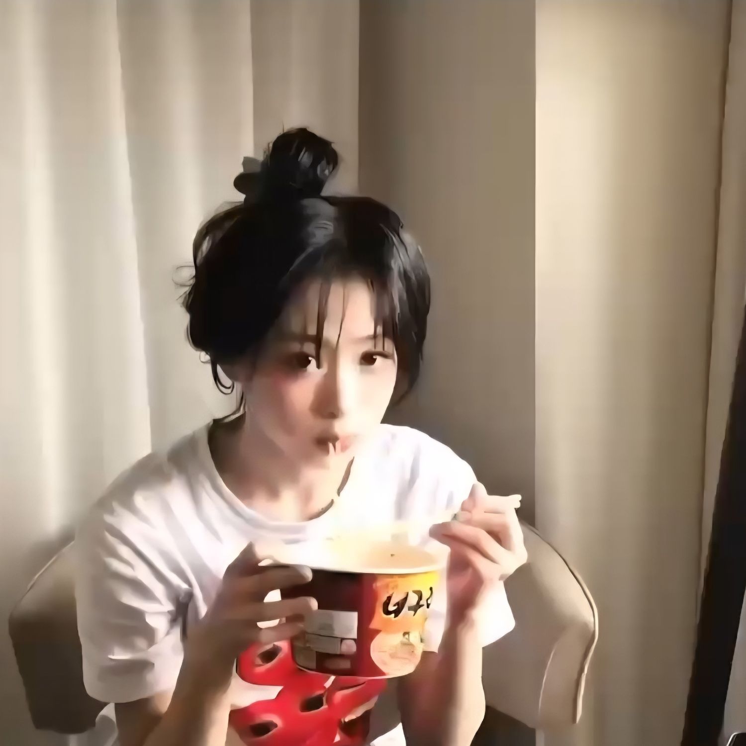 아현 (BABYMONSTER)의 최신 사진