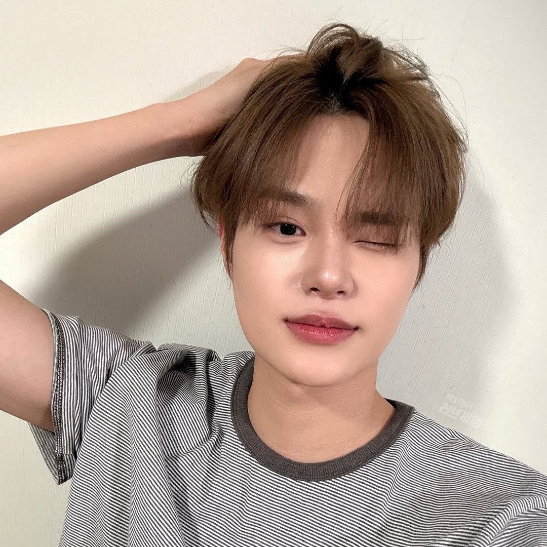 이대휘 (AB6IX)의 최신 사진