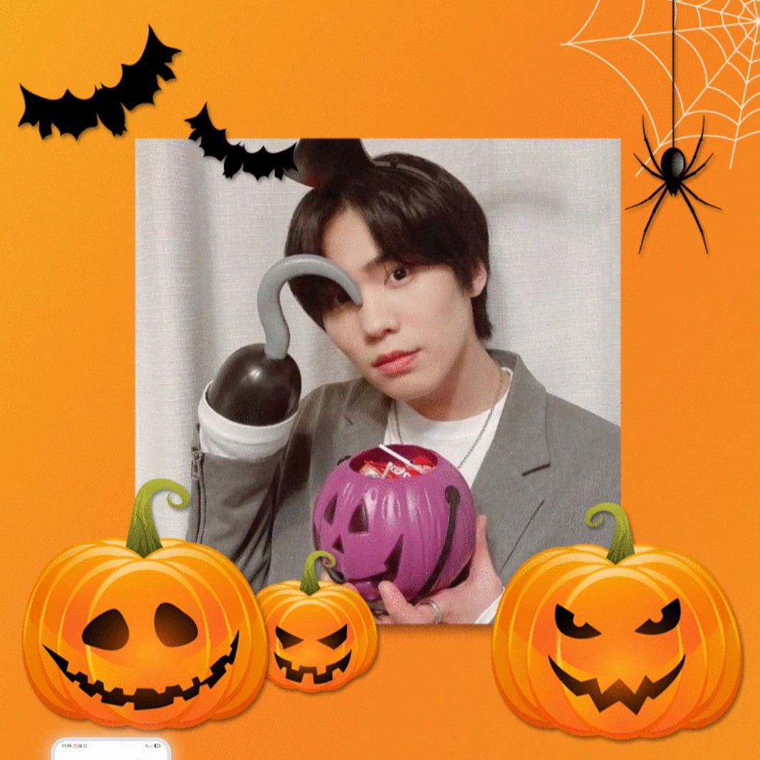 A moment captured by Rocky's fan