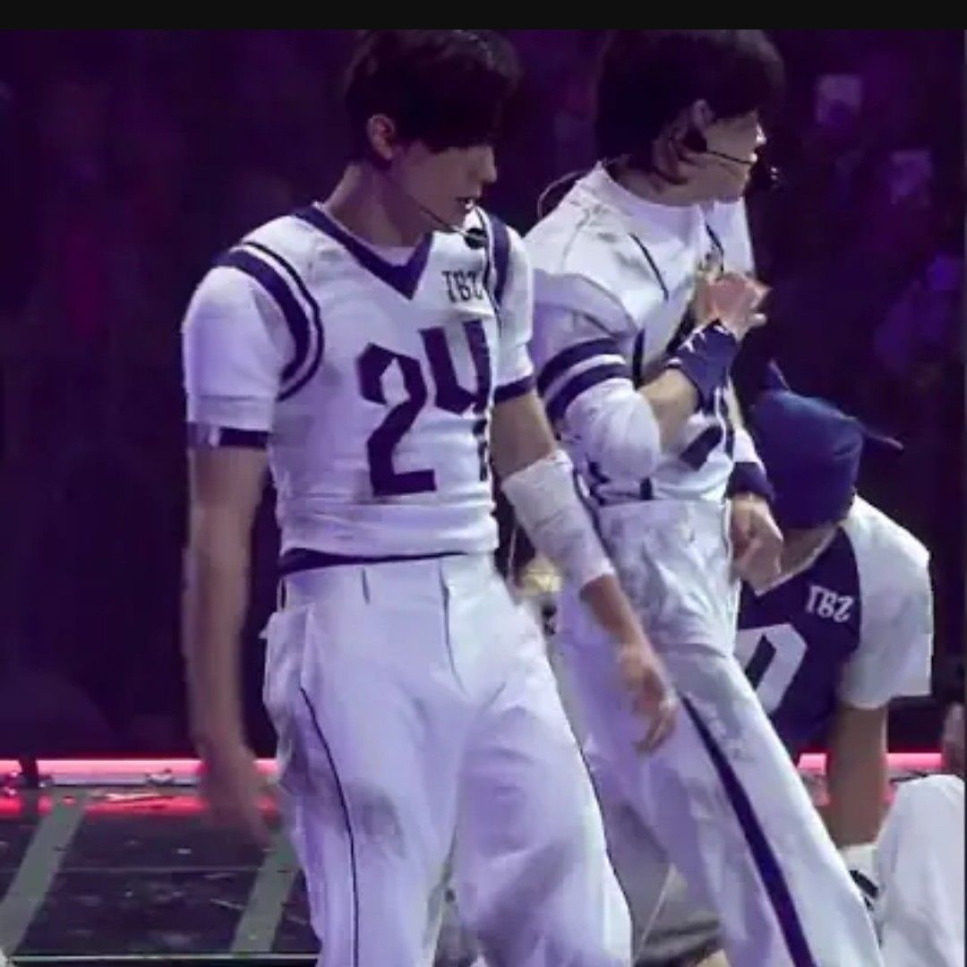 Behind-the-scenes cut of Hyunjae (THE BOYZ)