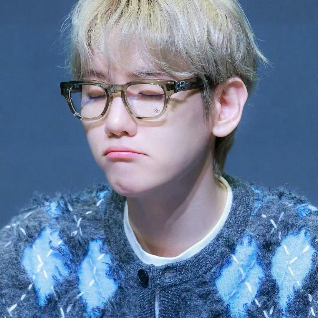 백현 (EXO)의 최신 사진