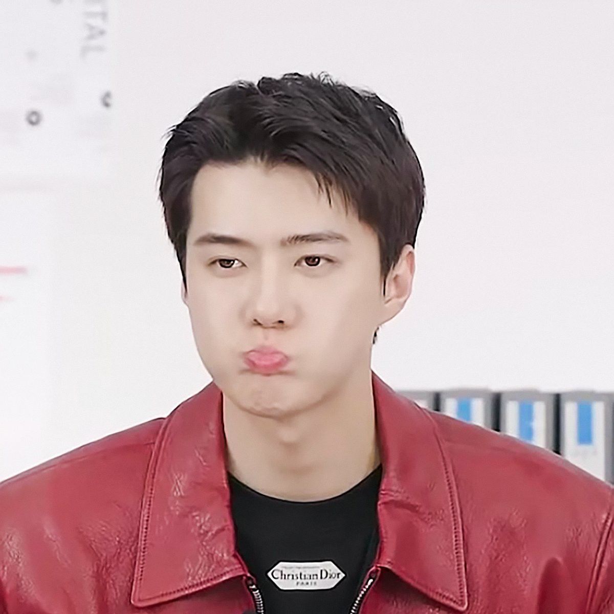 세훈 (EXO)의 비하인드 컷