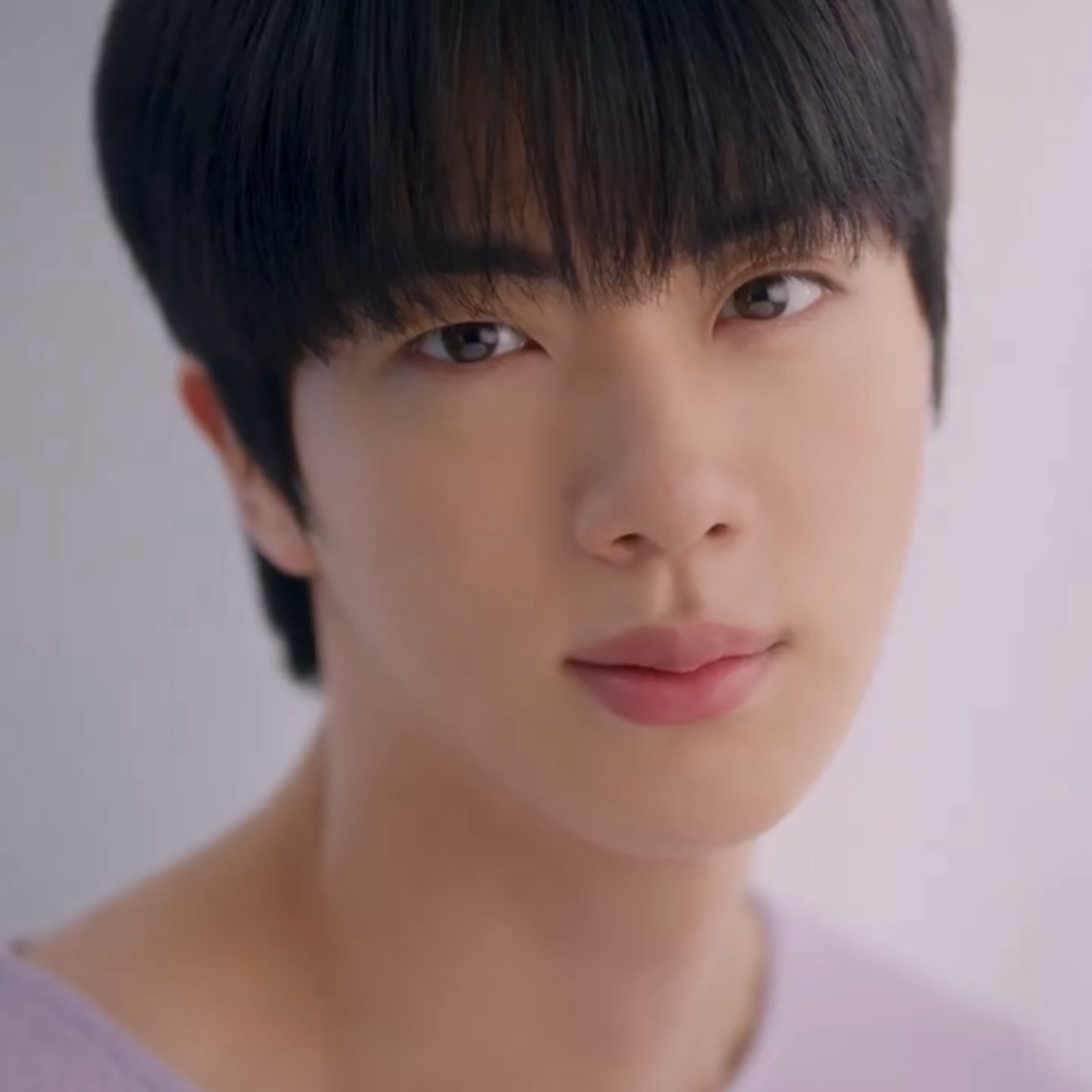 진 (방탄소년단)의 최신 사진