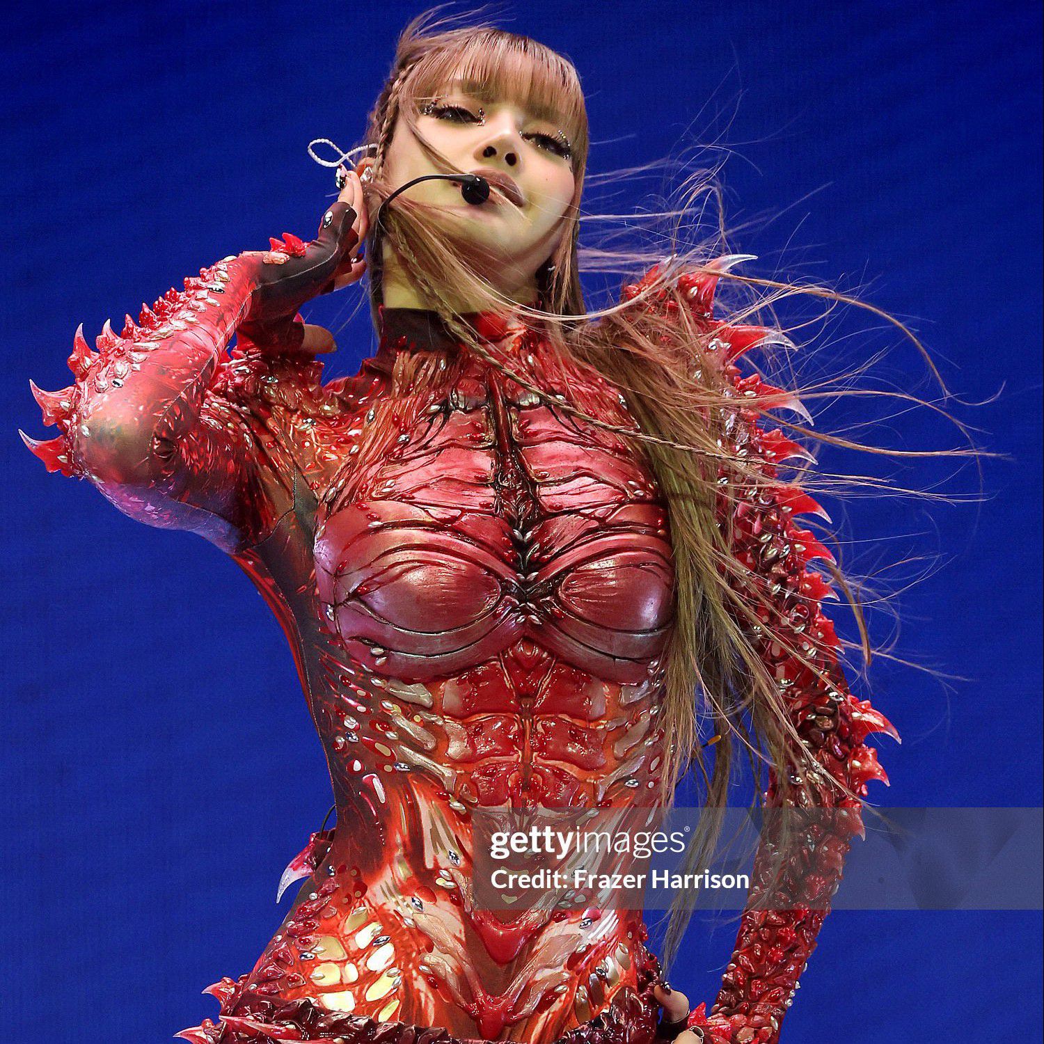 Latest photo of Lisa (BLACKPINK)