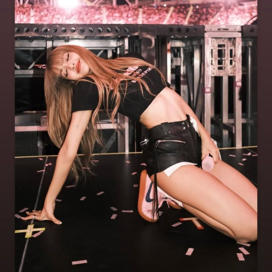 Recent activity shot of Lisa (BLACKPINK)