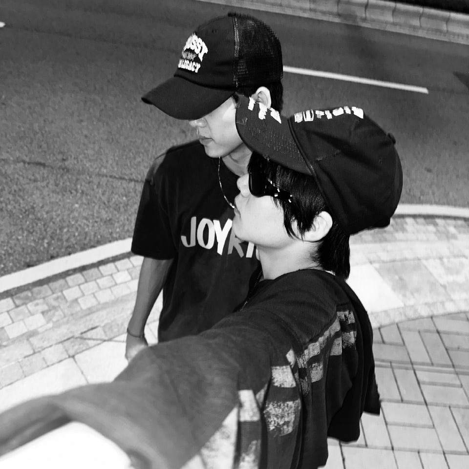 A moment captured by NexT1DE's fan