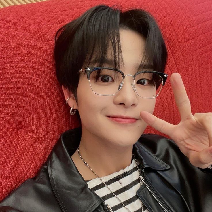 Latest photo of Jihoon (TREASURE)
