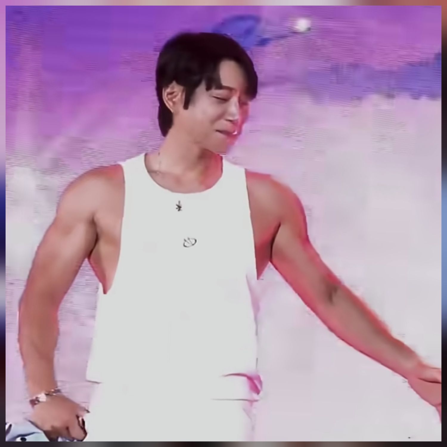 Recent activity shot of Hwang Chiyeol