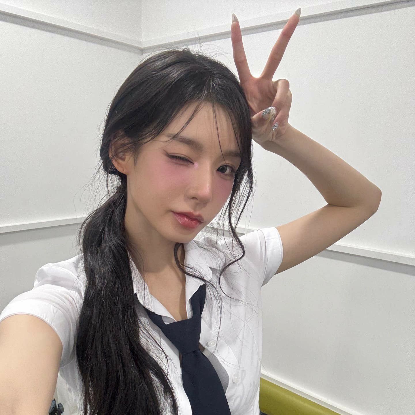 Foto aktivitas terbaru SECRET NUMBER