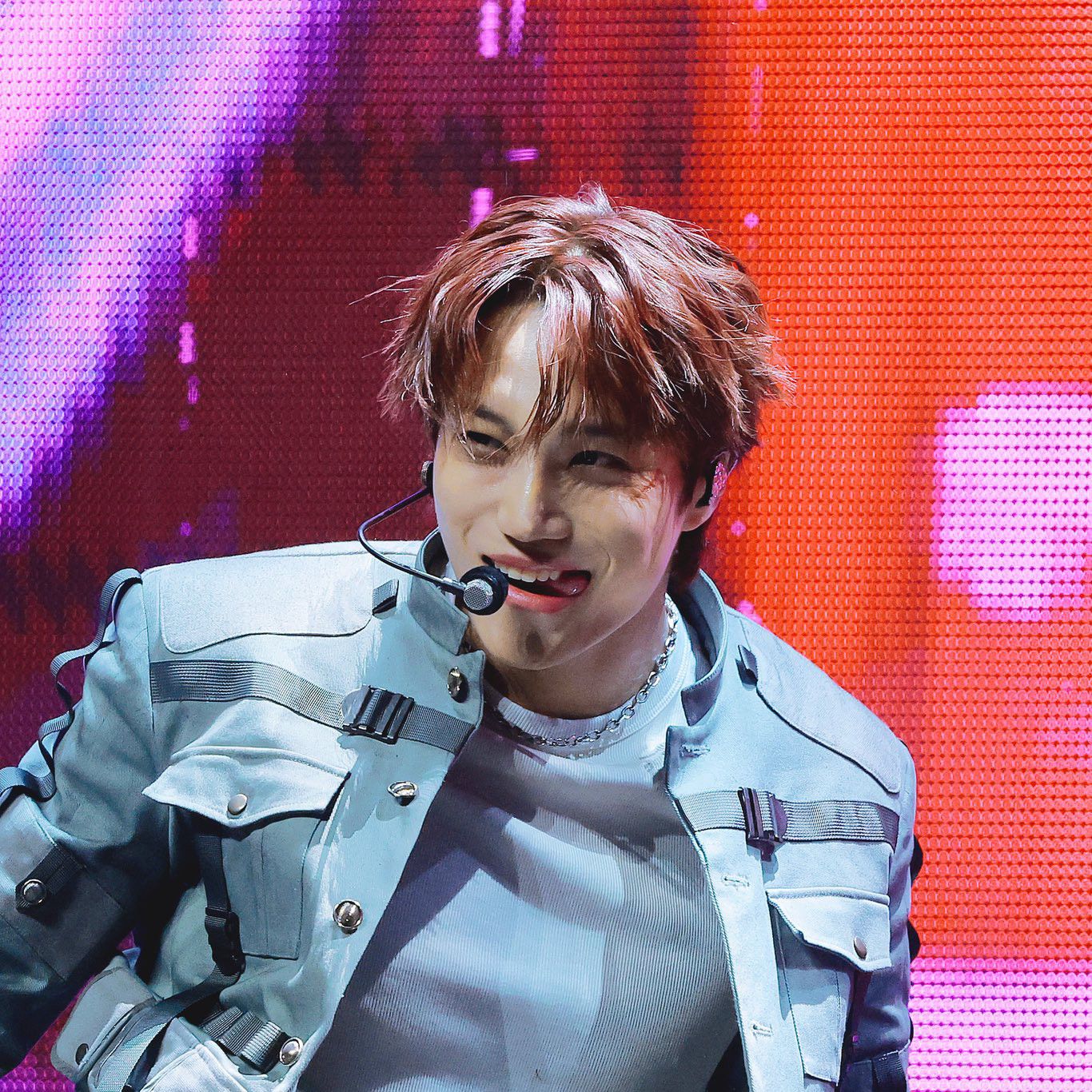 Momen yang diabadikan oleh penggemar Kai (EXO)