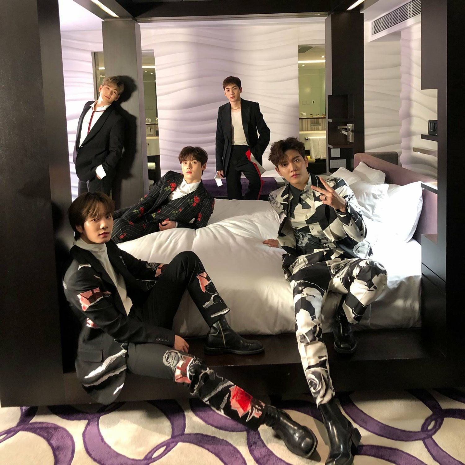 A moment captured by NU'EST's fan