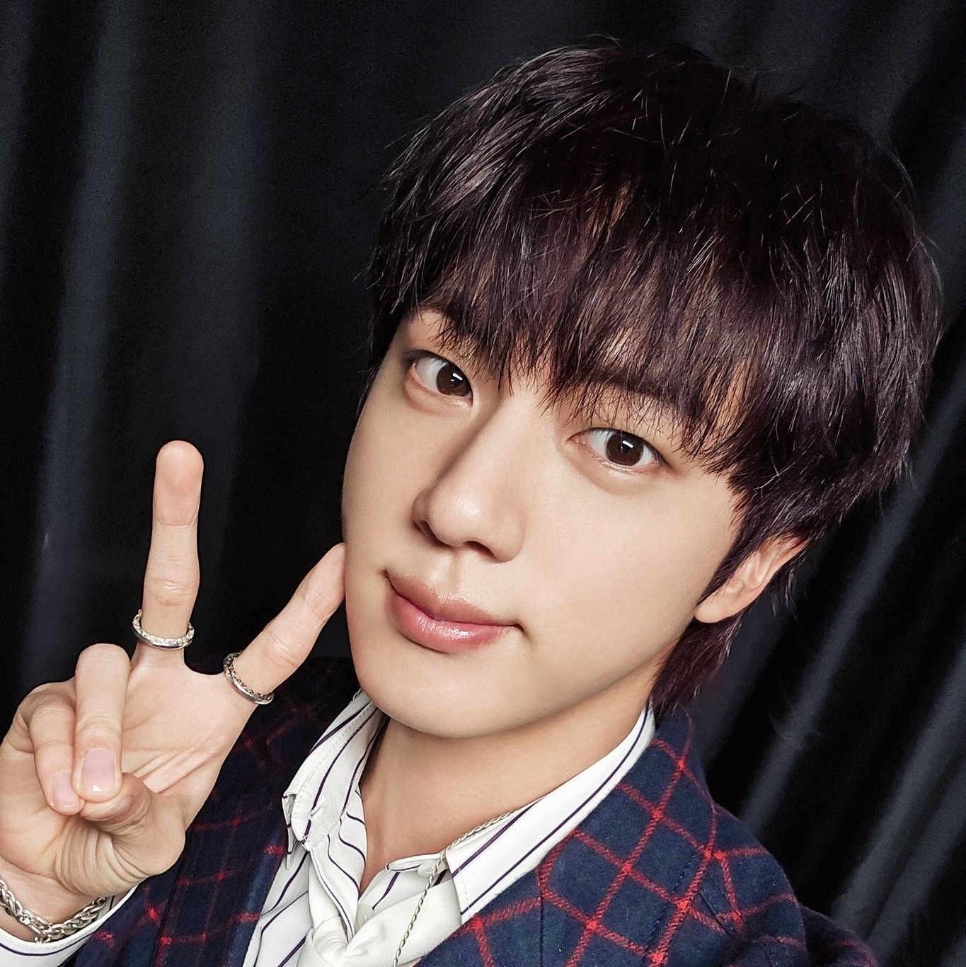 Potret di balik layar Jin (BTS)